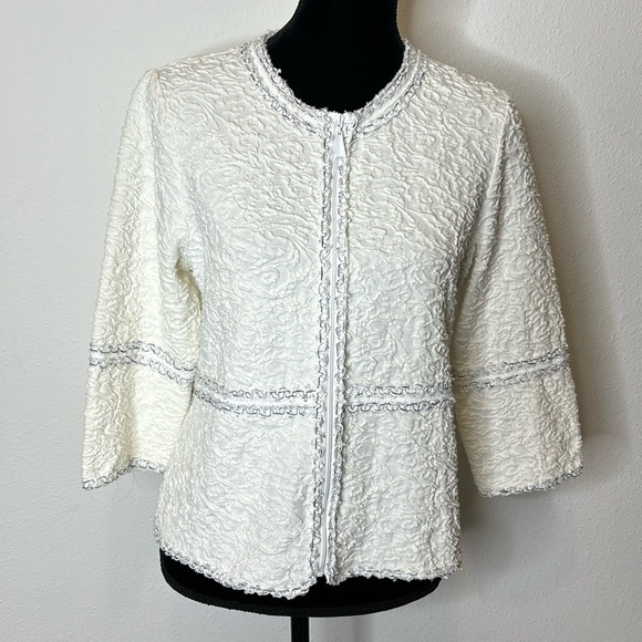 Laura Ashley Jackets & Blazers - Laura Ashley size Medium Petite 3/4 sleeve zip up cardigan / blazer